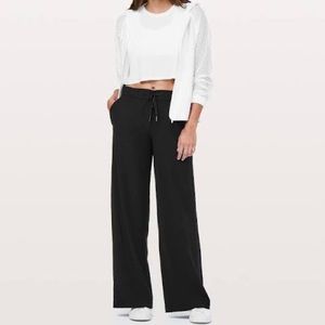 Lululemon On The Fly Wide Leg Pant